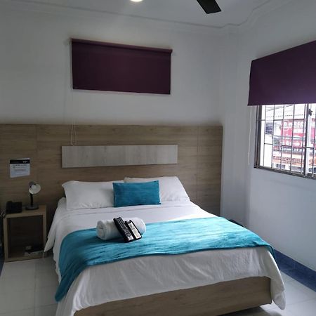 Hotel La Casa 1 มอนเตริอา ภายนอก รูปภาพ