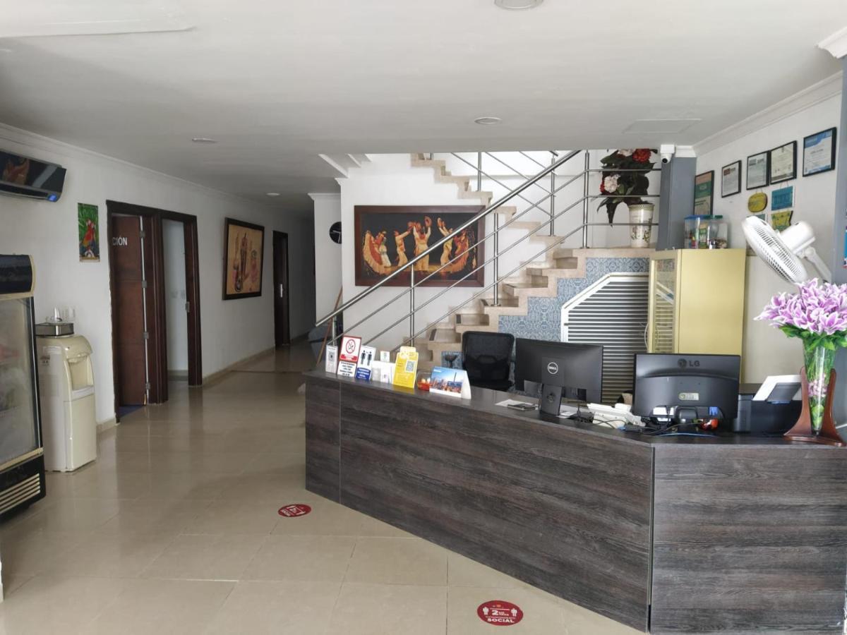 Hotel La Casa 1 มอนเตริอา ภายนอก รูปภาพ