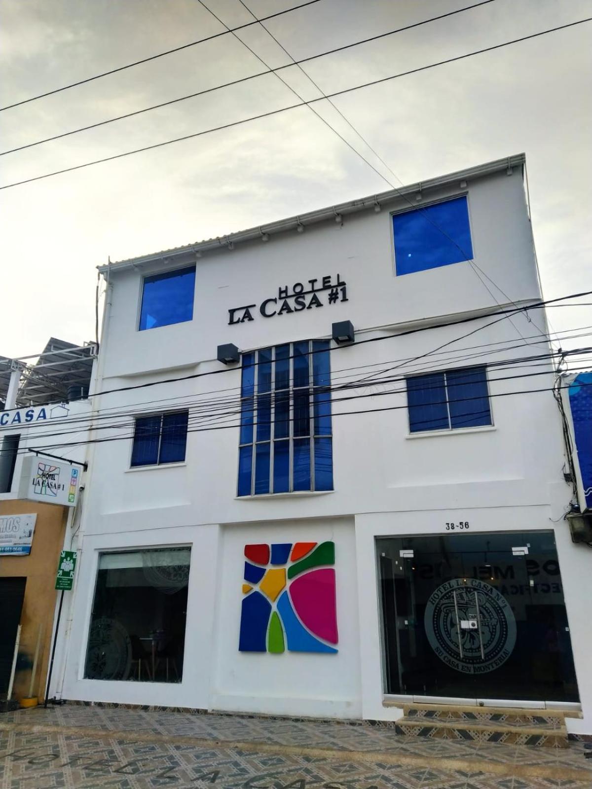 Hotel La Casa 1 มอนเตริอา ภายนอก รูปภาพ