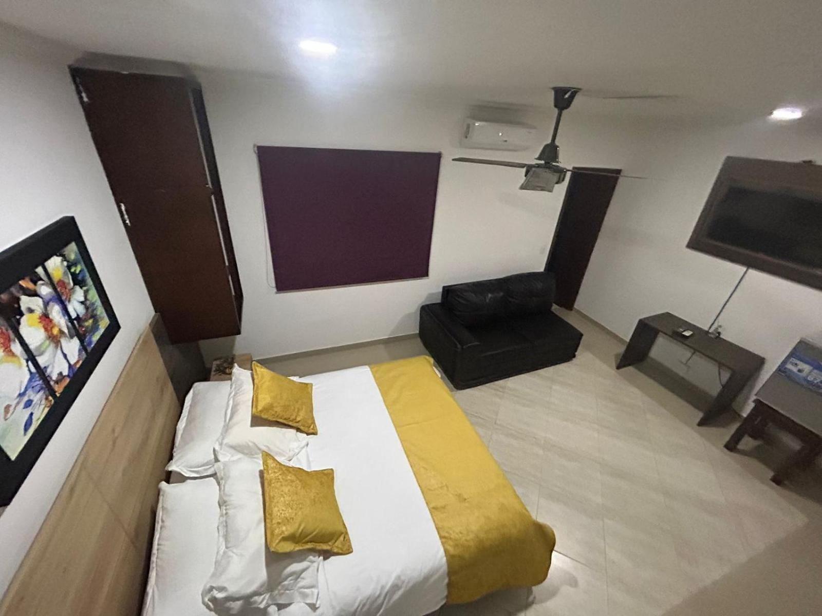 Hotel La Casa 1 มอนเตริอา ภายนอก รูปภาพ