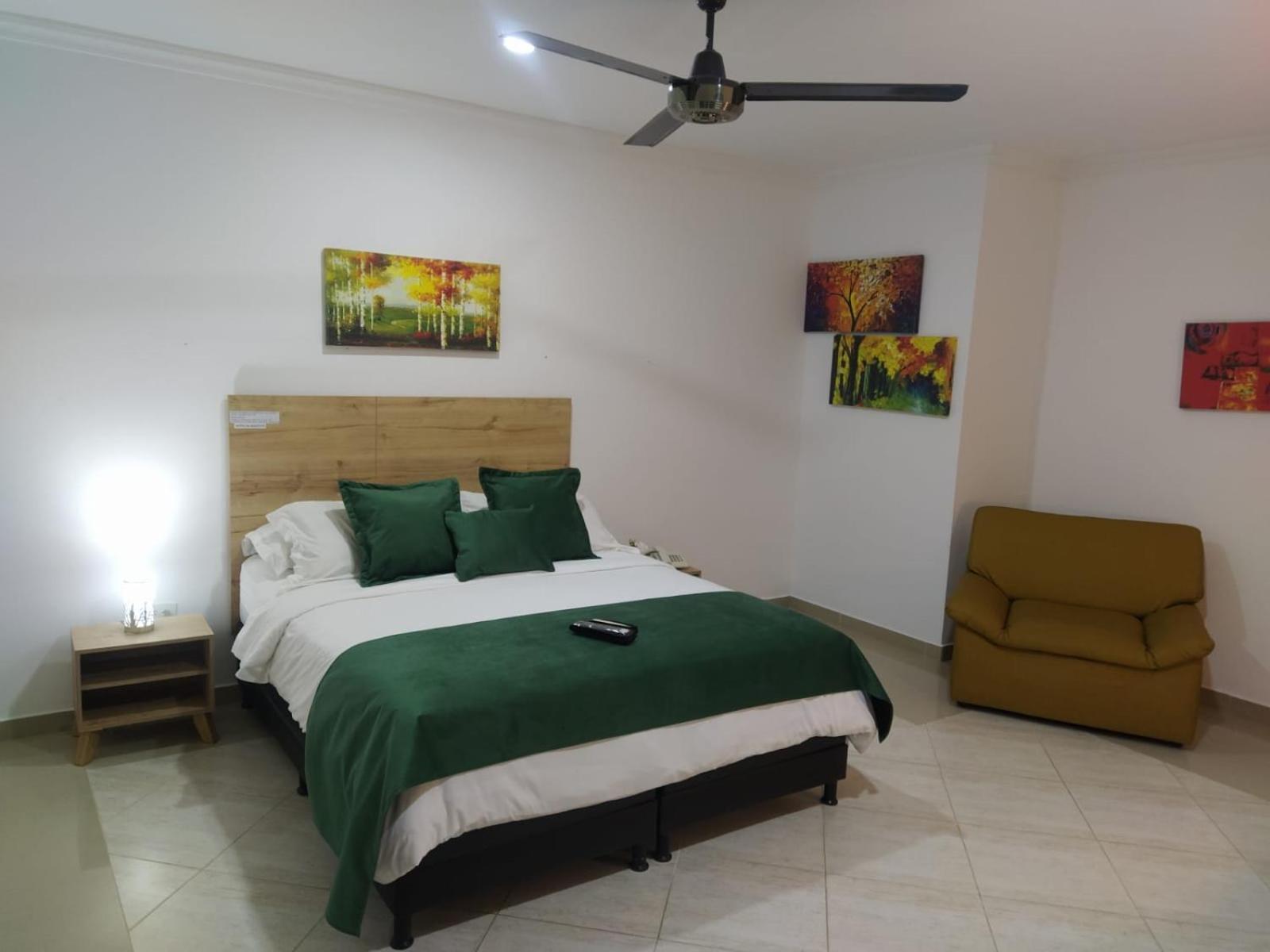 Hotel La Casa 1 มอนเตริอา ภายนอก รูปภาพ